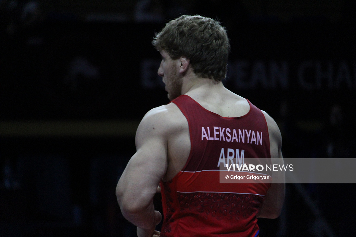 armenian wrestling 7 1 2 - Արթուր Ալեքսանյանի պարգևատրումը և չեմպիոնական գոտեմարտը (տեսանյութ, լուսանկարներ)