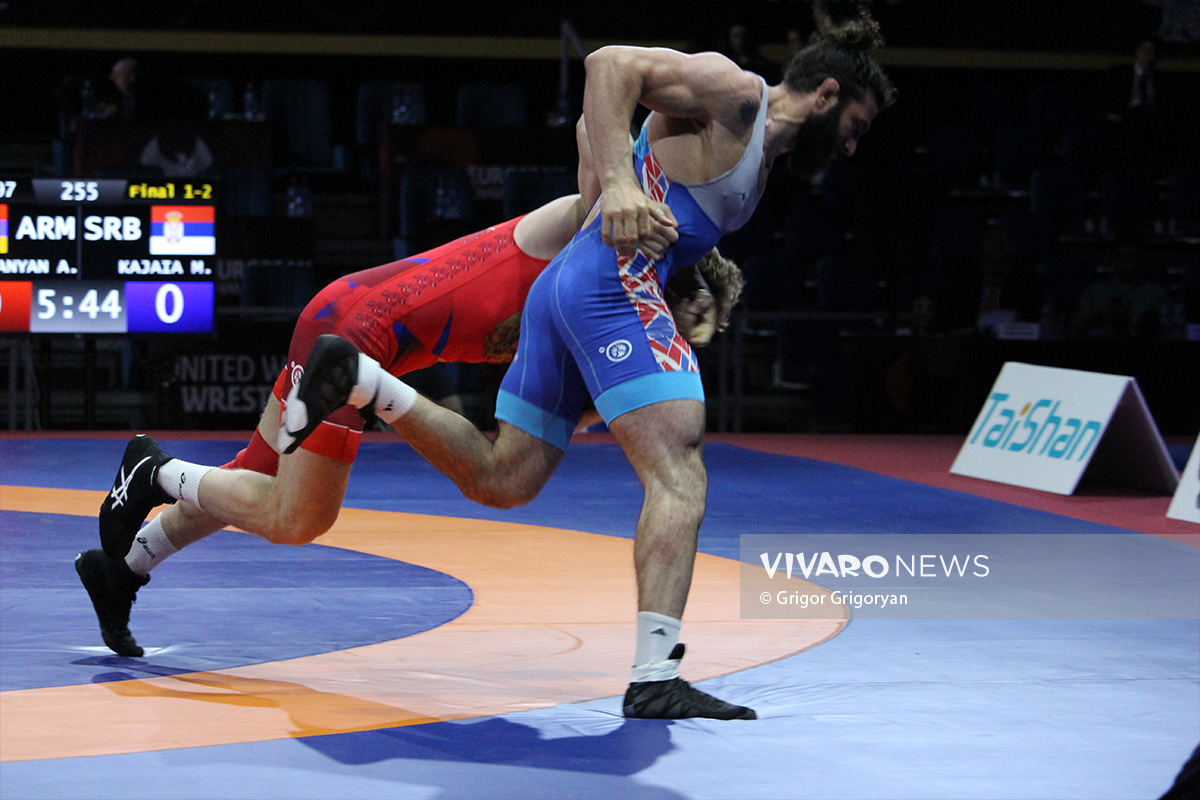armenian wrestling 8 1 2 - Արթուր Ալեքսանյանի պարգևատրումը և չեմպիոնական գոտեմարտը (տեսանյութ, լուսանկարներ)