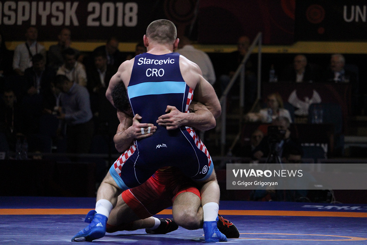 wrestling armenia 1 2 - Մաքսիմ Մանուկյանն և Կարեն Ասլանյանը նույնպես հաղթական մեկնարկ ունեցան (տեսանյութ, լուսանկարներ)