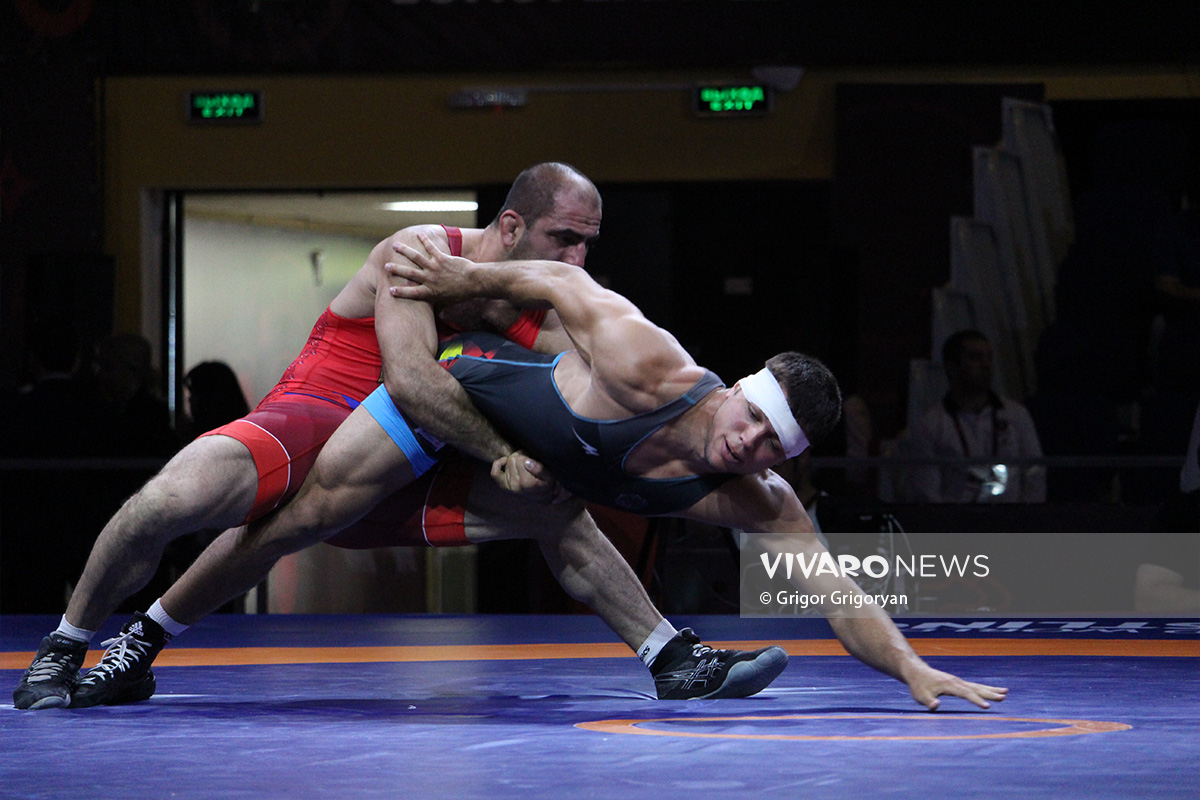 wrestling armenia 4 - Արթուր Շահինյանը վիճելի պարտություն կրեց 2-րդ սփոփիչ գոտեմարտում (տեսանյութ, լուսանկարներ)