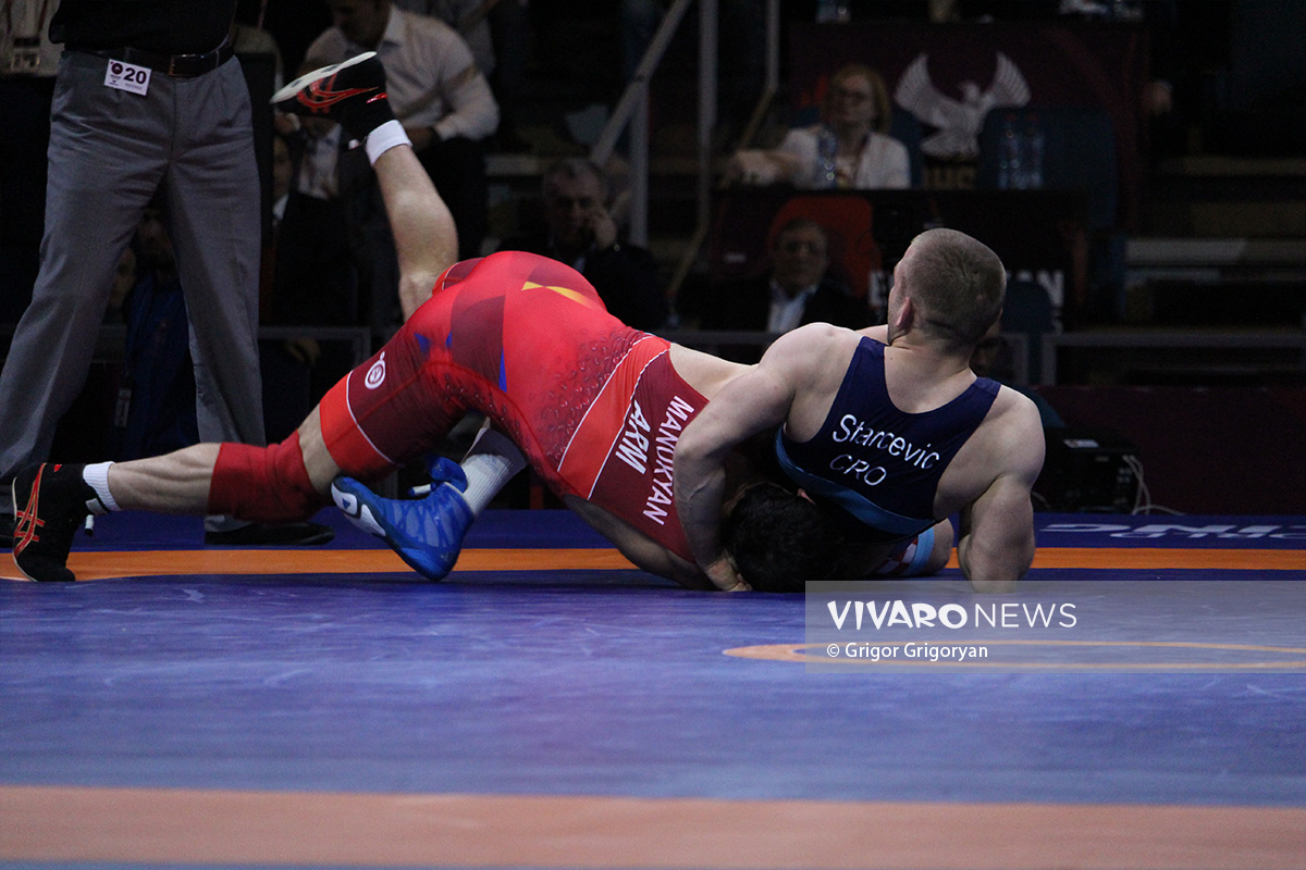 wrestling armenia 6 1 2 - Մաքսիմ Մանուկյանն և Կարեն Ասլանյանը նույնպես հաղթական մեկնարկ ունեցան (տեսանյութ, լուսանկարներ)