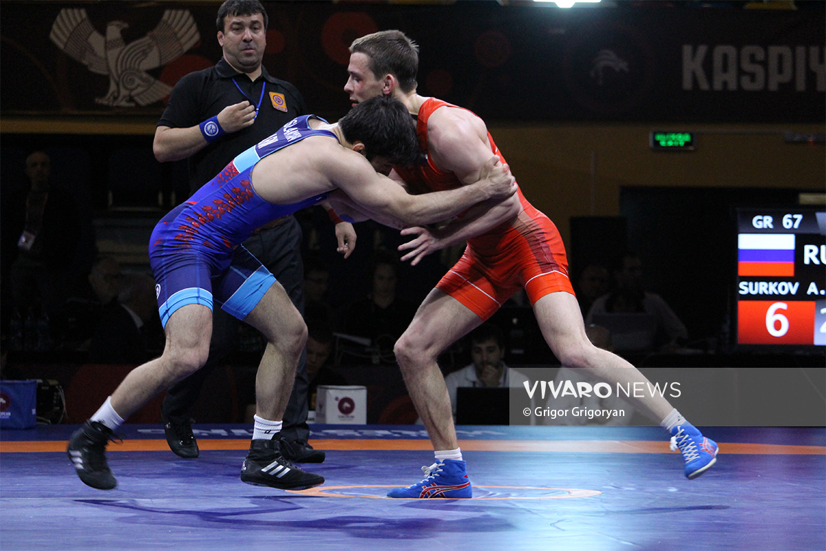 wrestling armenia 9 1 1 - Արթուր Ալեքսանյանը և Մաքսիմ Մանուկյանը կիսաեզրափակիչում են, Ասլանյանը պարտվեց Սուրկովին (տեսանյութեր, լուսանկարներ)