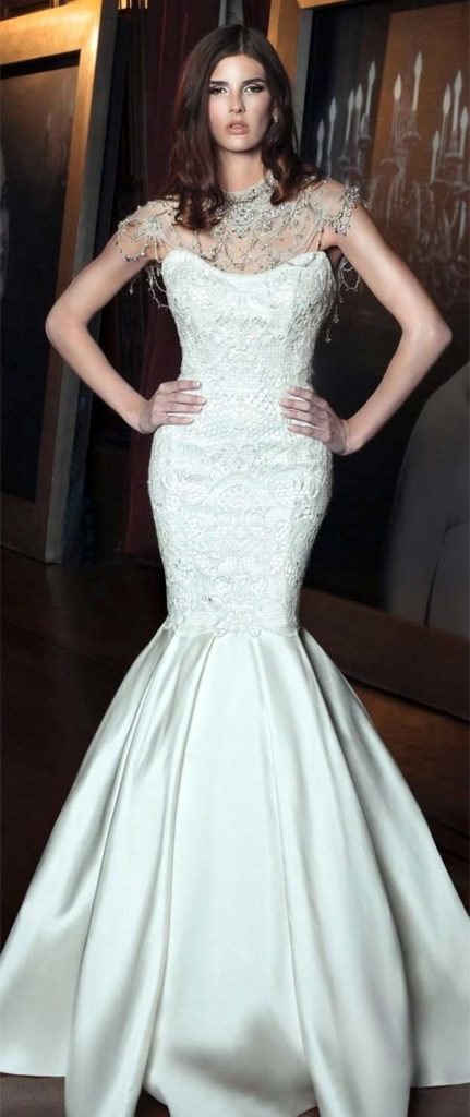 White Gold Dress 431x1024 - Շքեղ տասնյակ. Աշխարհի ամենաթանկարժեք հարսանեկան զգեստները