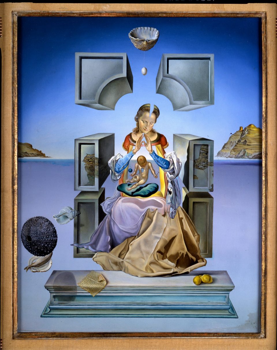 merlin 141675747 f4ebf7e8 3d49 4c1c a16b 522830c3cc65 superJumbo 960x1212 - Ցուցահանդես նվիրված Սալվադոր Դալիի կնոջը՝ Գալային
