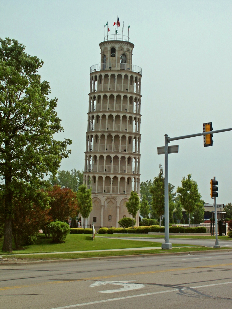 Leaning tower Niles Chicago - Թեքված գեղեցկություն. 10 փաստ Պիզայի աշտարակի մասին