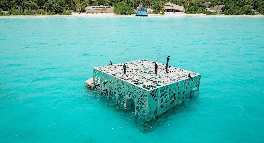 coralarium underwater inter tidal art gallery in the maldives 01 - Ստորջրյա թանգարան Մալդիվներում