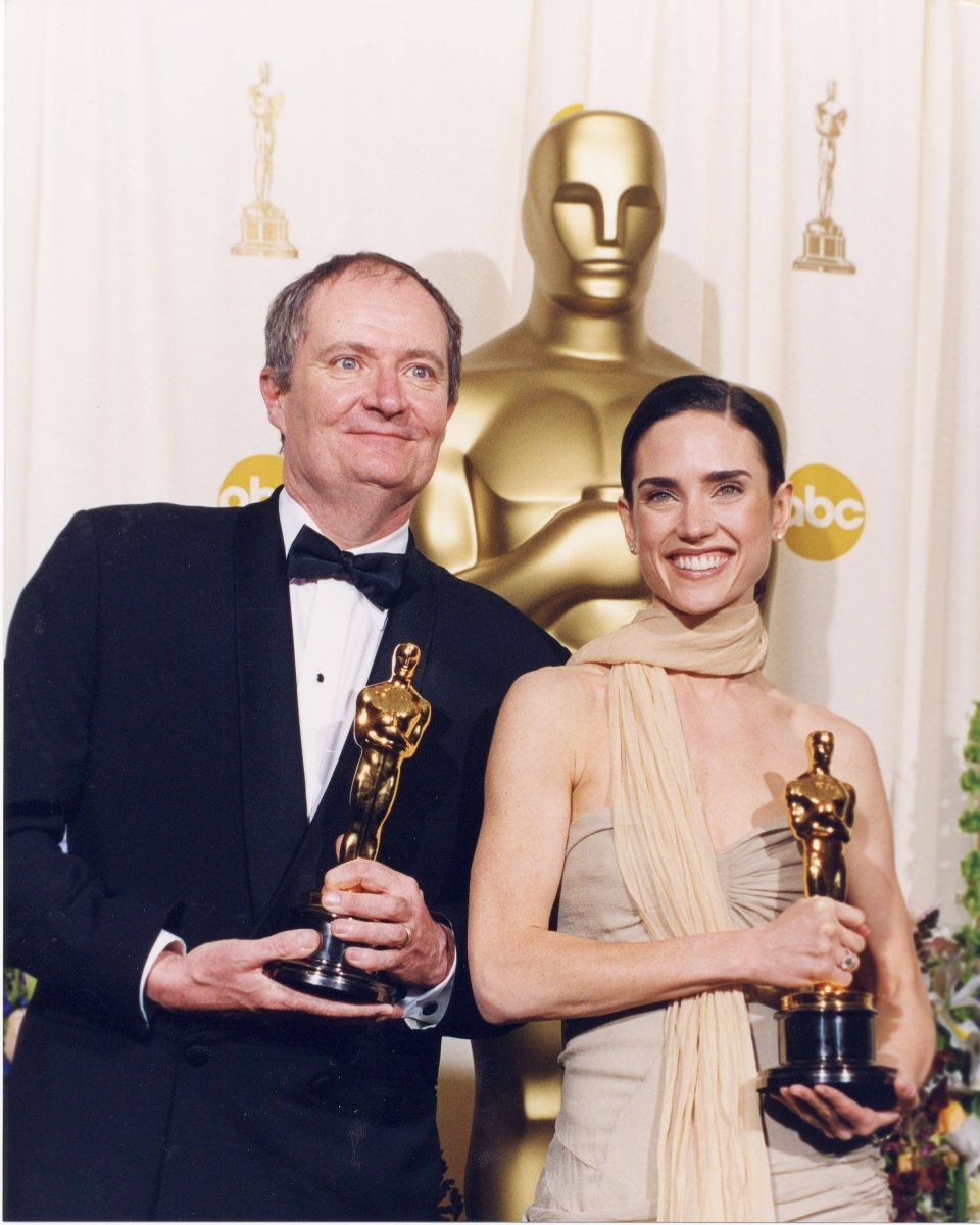 2002 960x1200 - Տարբեր տարիների «Օսկար» մրցանակաբաշխության առաջին և երկրորդ պլանի լավագույն դերասան-դերասանուհիները (լուսանկարներ)