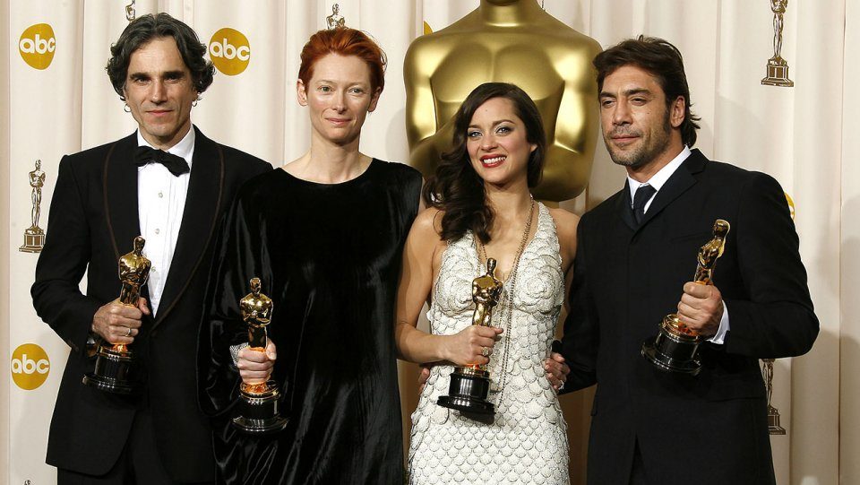 2008 960x541 - Տարբեր տարիների «Օսկար» մրցանակաբաշխության առաջին և երկրորդ պլանի լավագույն դերասան-դերասանուհիները (լուսանկարներ)