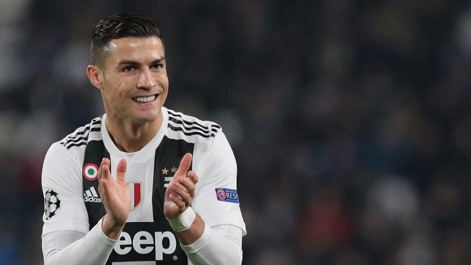 Ronaldo Juve 1 960x540 - Որքա՞ն են վաստակում աստղերն Instagram-ի մեկ հրապարակման համար