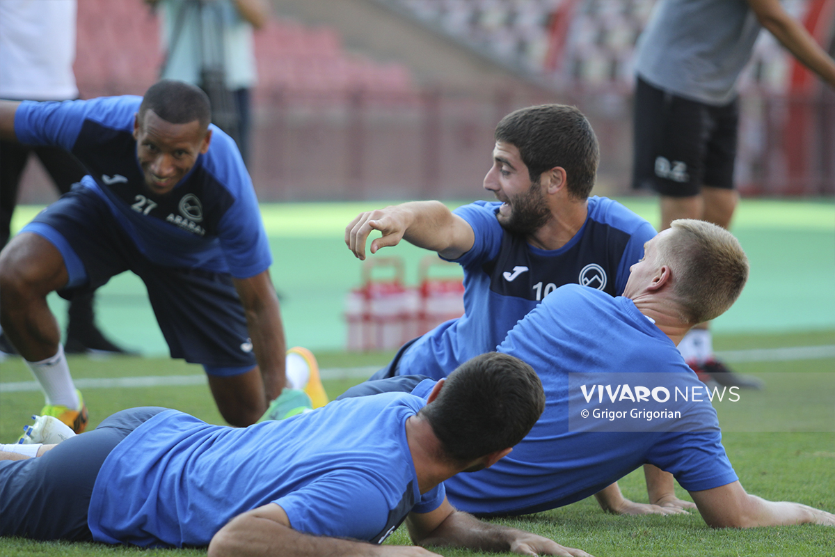 Ararat Armenia pre match training 9 - «Արարատ-Արմենիայի» մարզումը հայ-վրացական սկզբունքային դիմակայությանն ընդառաջ․ VNews-ի ֆոտոշարքը