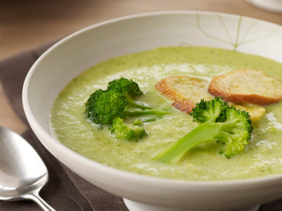 200911 xl creamy broccoli soup with croutons 960x719 - 5 ուտեստ բրոկոլիով