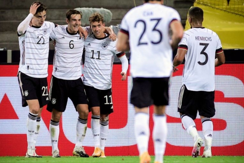 Football Germany039s Florian Neuhaus scores on debut in 3 3 friendly draw with Turkey - Թոփ-ակումբների գլխավոր թիրախը Գերմանիայի հավաքականի ֆուտբոլիստն է