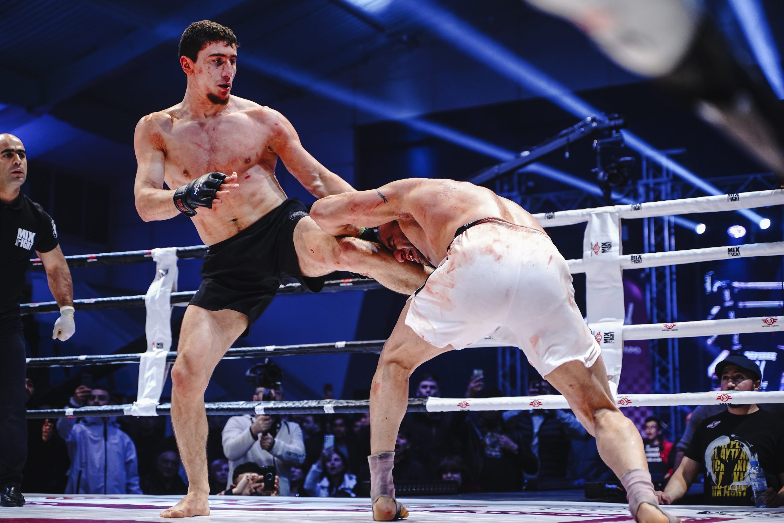 mix fight armenia 105 scaled - MIX FIGHT 46. Երևանում կայացած խառը մենամարտերի երեկոն VNews-ի ֆոտոշարքում