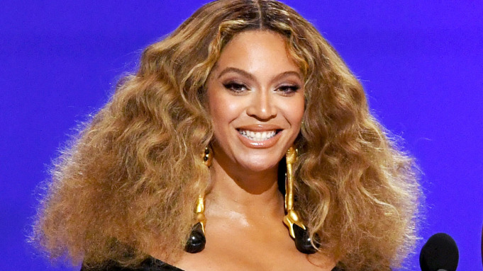 Beyonce Grammys GettyImages 1307114656 H 2021 - Բեյոնսեն վերջապես հրապարակել է երկվորյակ երեխաների լուսանկարները՝ այն էլ գովազդի համար