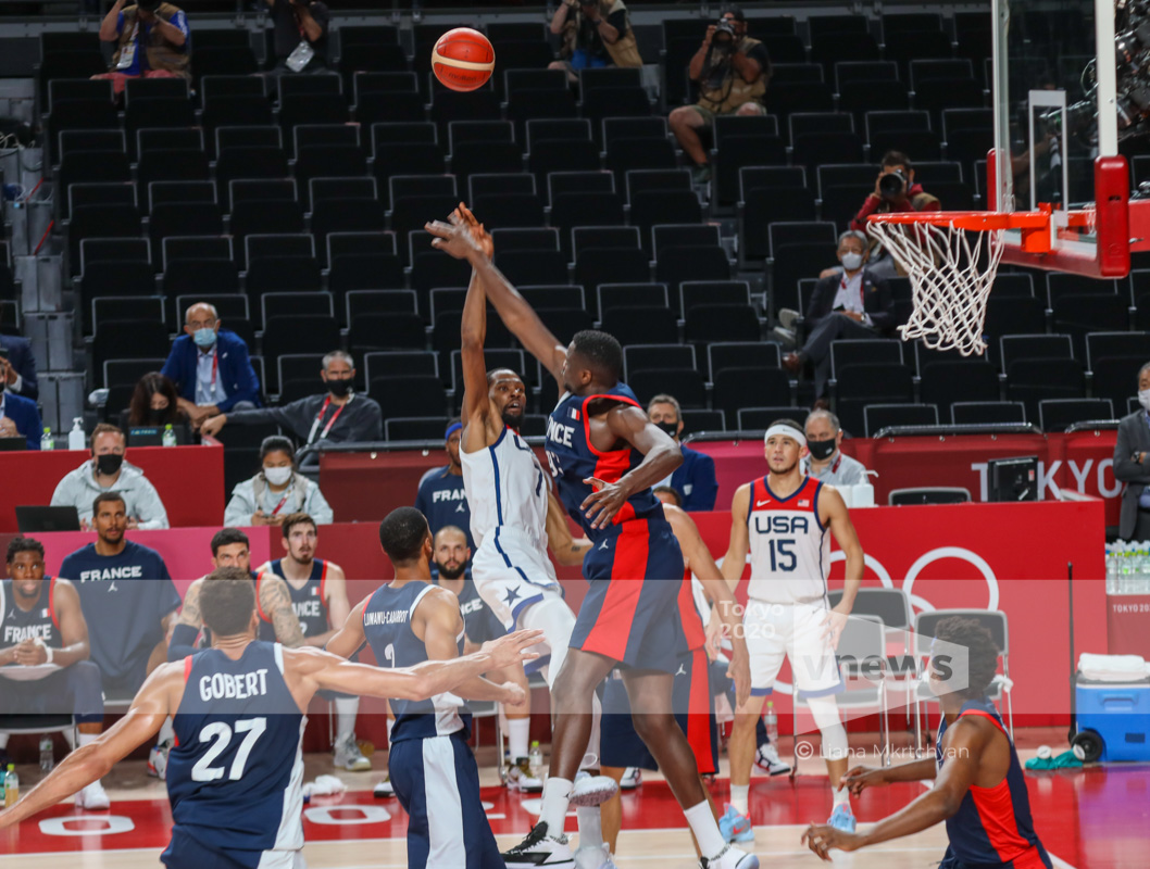 france usa basketball gold match olympics 202021 - ԱՄՆ հավաքականի 16-րդ չեմպիոնությունն Օլիմպիական խաղերում՝ VNews-ի ֆոտոշարքում